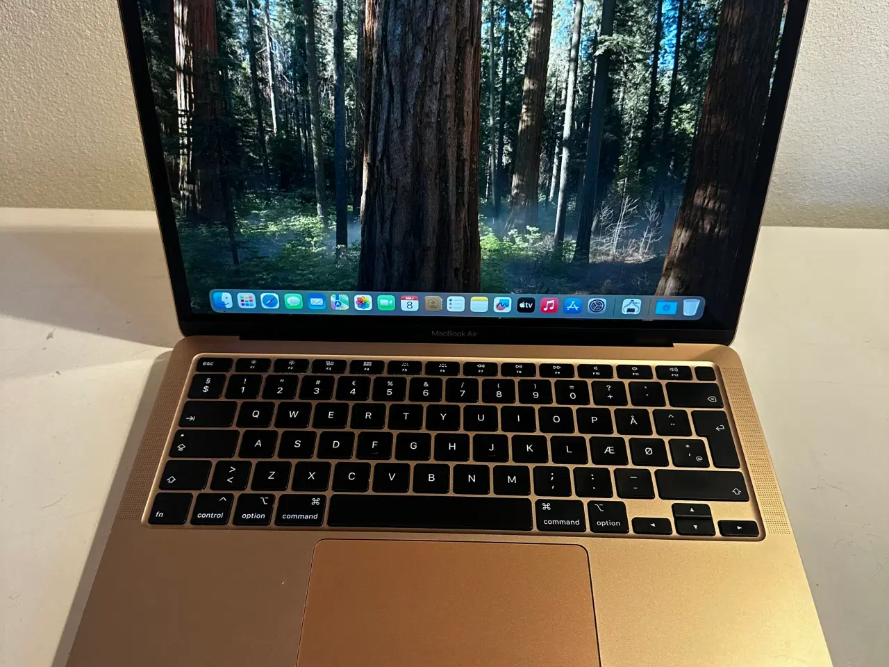 Billede 2 - MacBook Air 13” 2020 Rose guld 512GB SSD