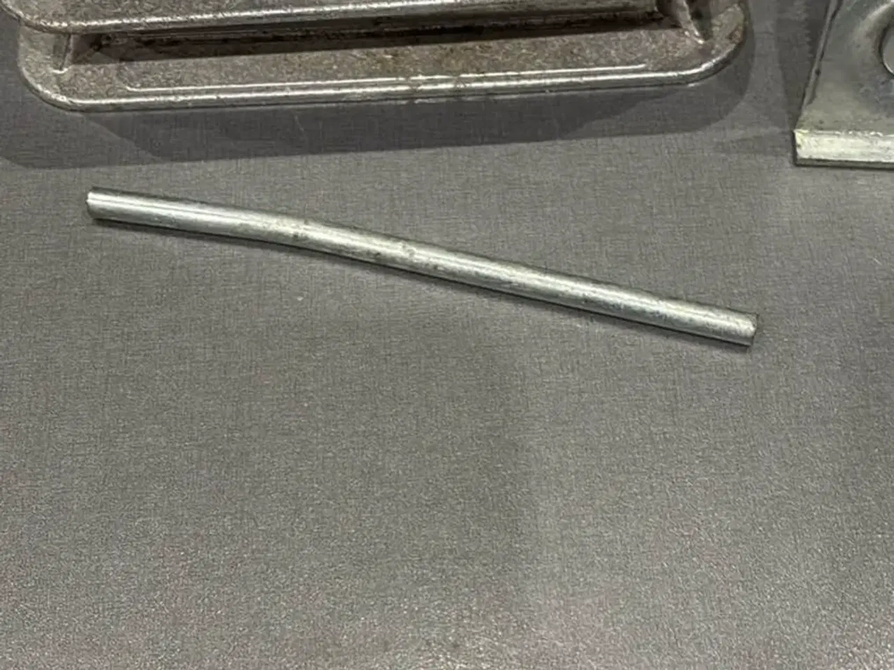 Billede 4 - Fiamma bærefødder