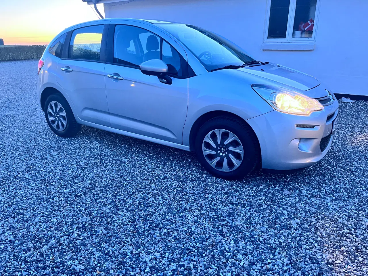 Billede 3 - Citroen c3 1.2 82hk BILLIG