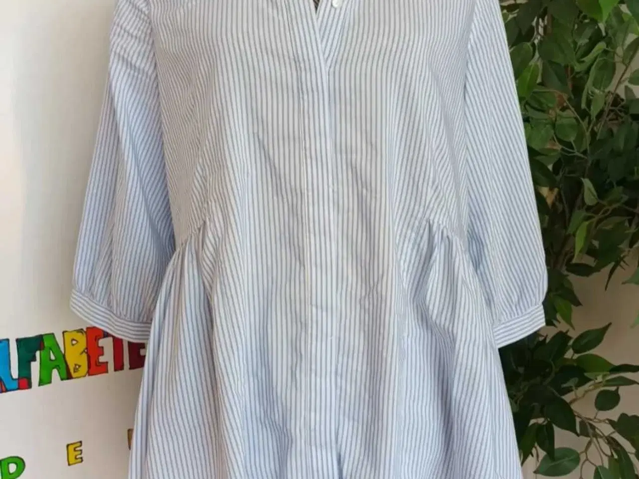 Billede 1 - Skjorte. Vero Moda. Medium/38