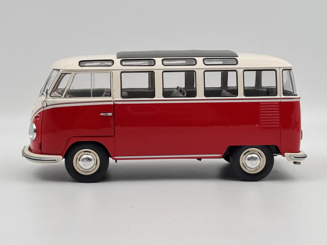 Billede 2 - 1962 VW T1 Samba Splitbus 1:18