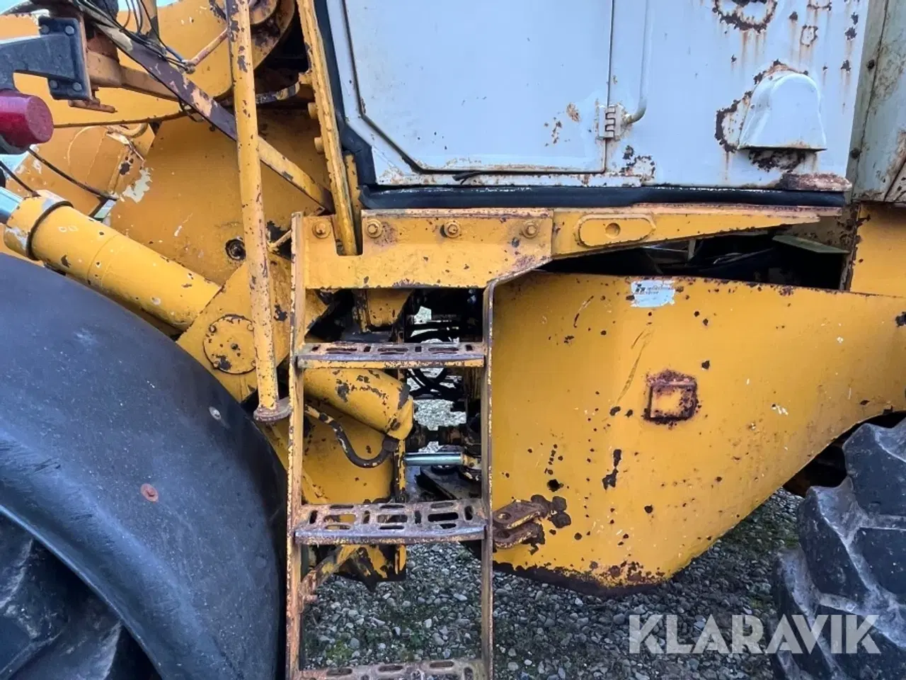 Billede 11 - Gummiged IH 520B