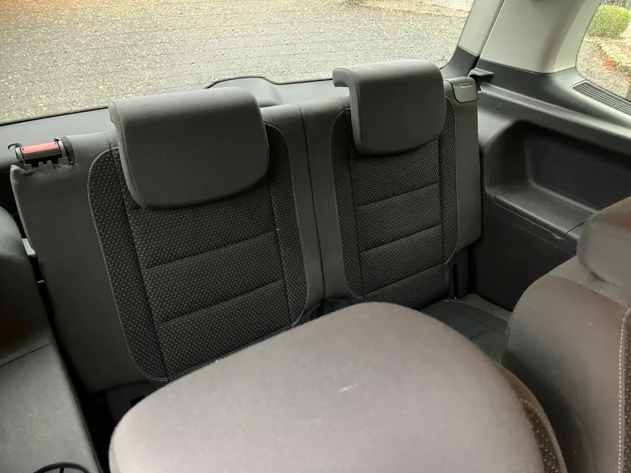 Billede 8 - TOURAN, 1 .6 TDI BMT 105 HK 7 gear DSG 7 sæder