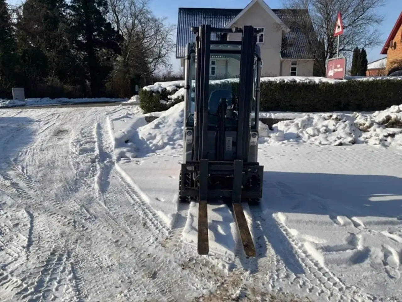 Billede 3 - Still 1600KG Eltruck 2019 Kun 2000 TIMER Triplexmast Sideskift Den er som ny