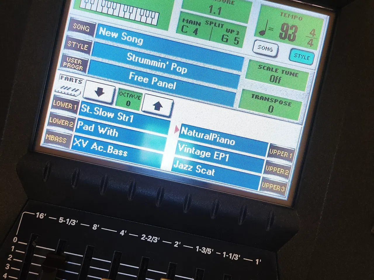 Billede 2 - Arrangementskeyboard, Roland E80