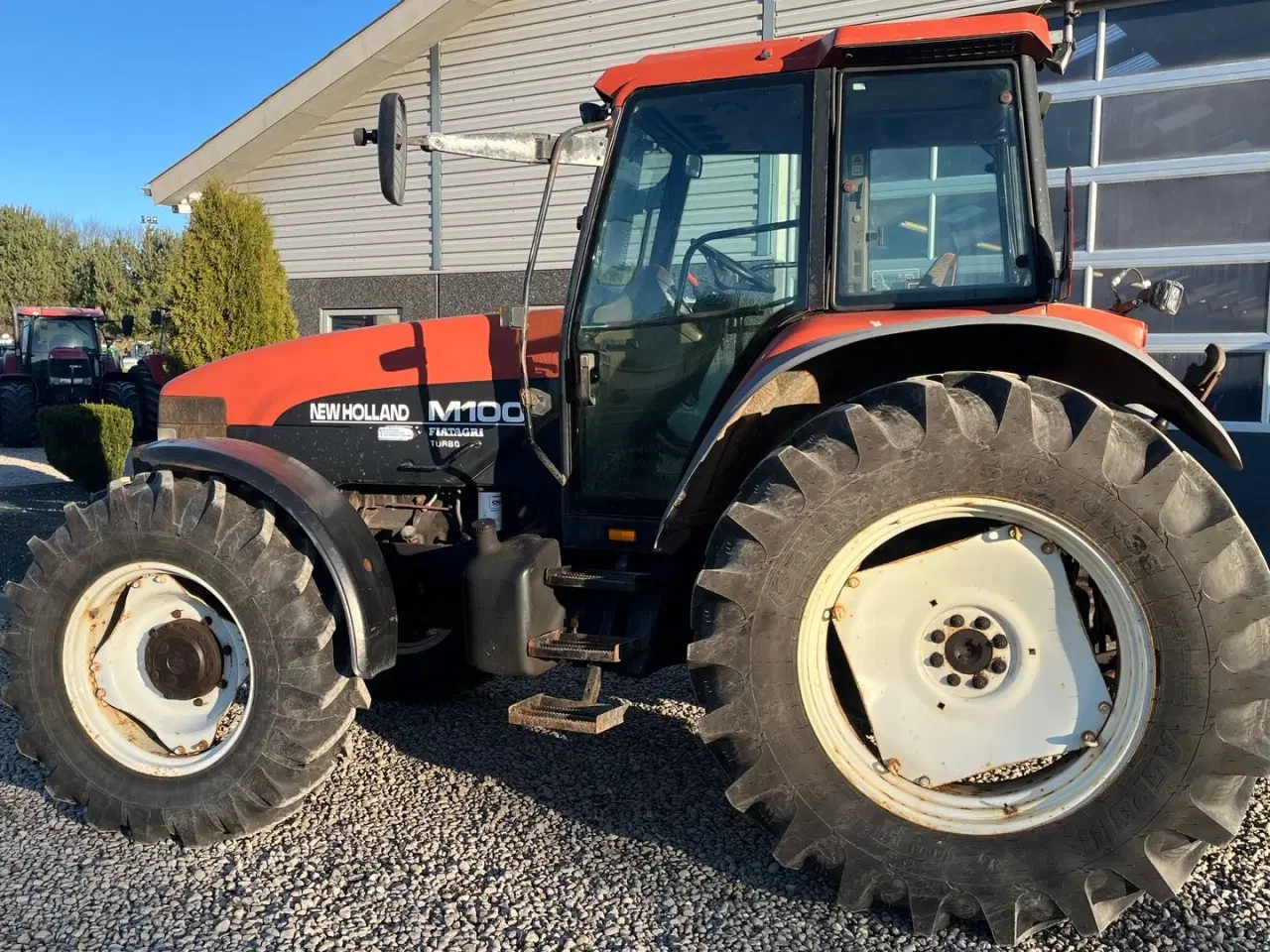 Billede 3 - New Holland M100 Med frontlift og turbo