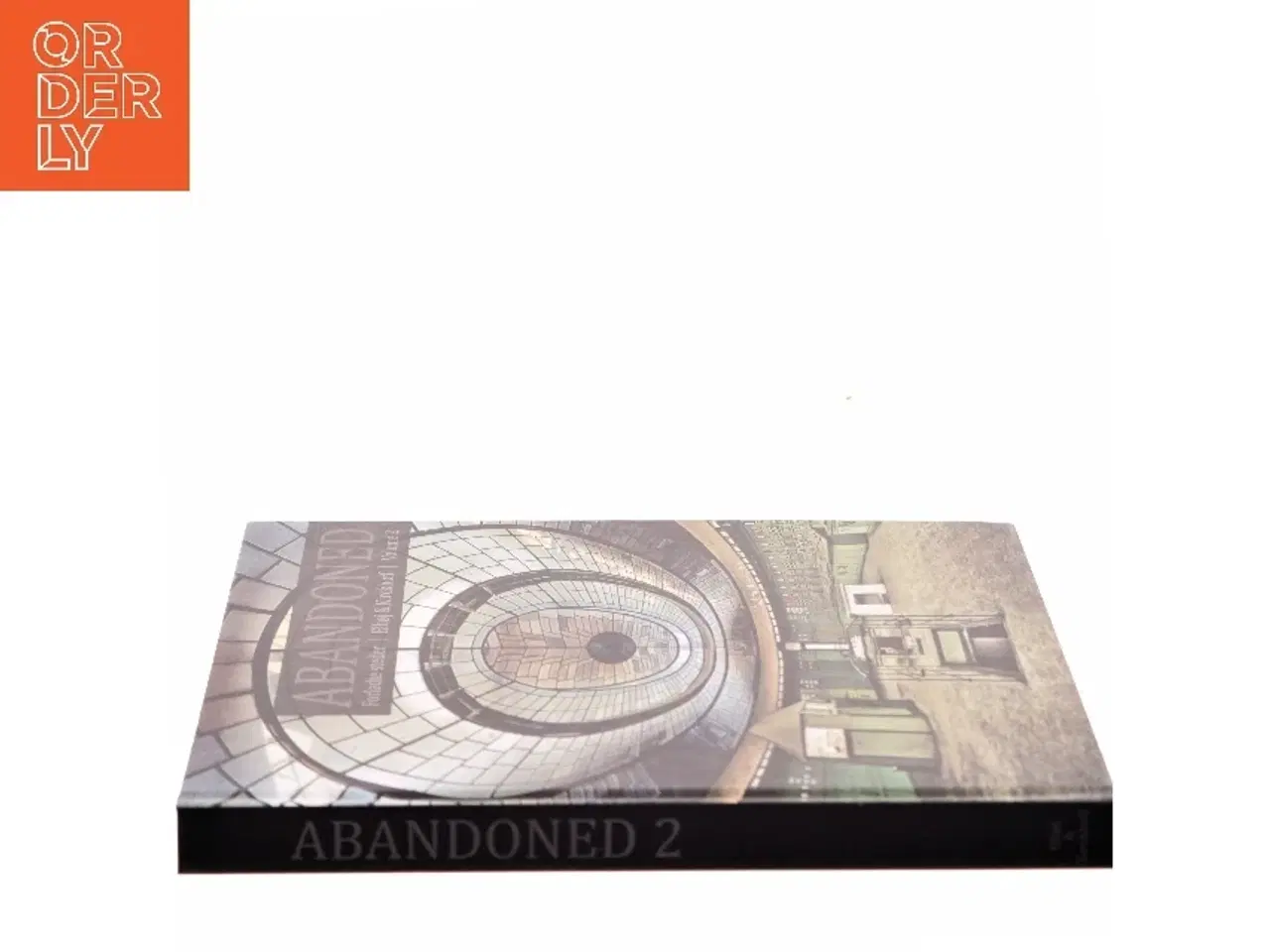 Billede 2 - Abandoned (Bog)