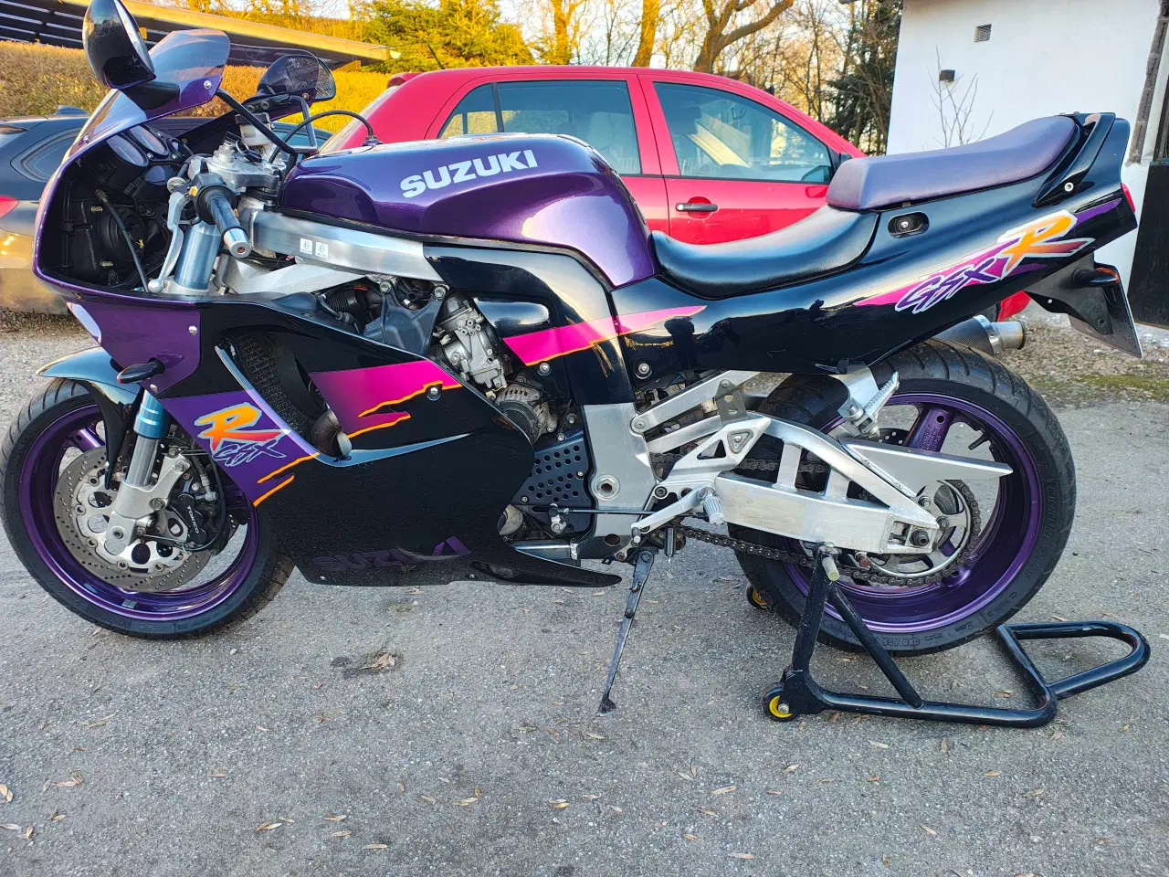 Billede 8 - Suzuki gsxr 750 nysynet med plader.