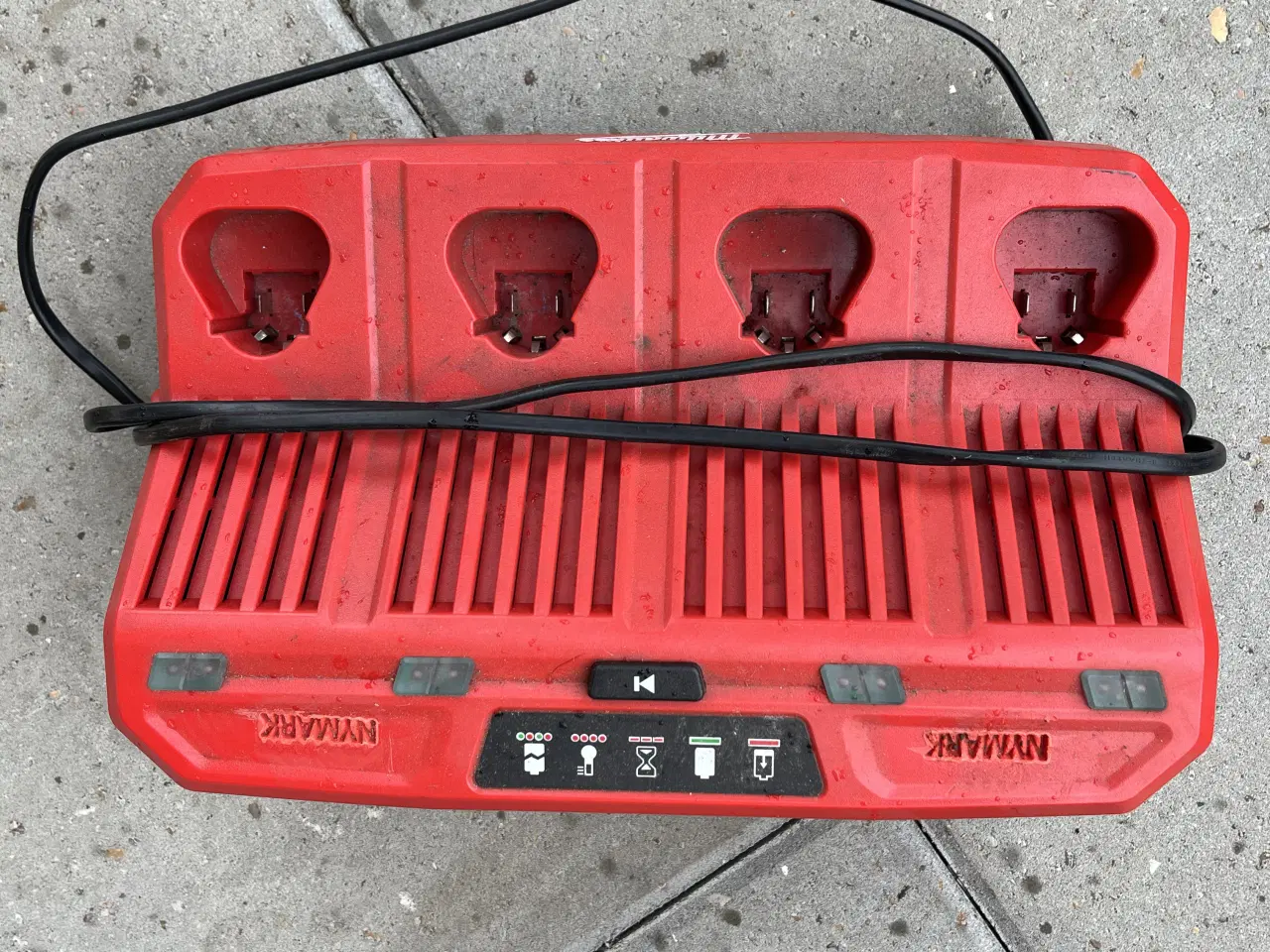 Billede 1 - Milwaukee oplader 