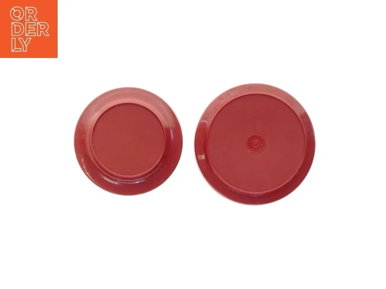 Billede 2 - Plastik opbevaringsskåle med låg fra Tupperware (str. Ø 18 og 16 cm)