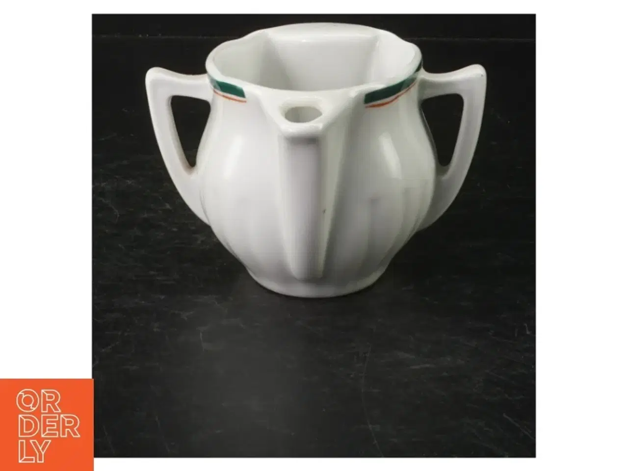 Billede 2 - Hvidt porcelænssovseskål fra Pillivuyt (str. 17x12 cm)