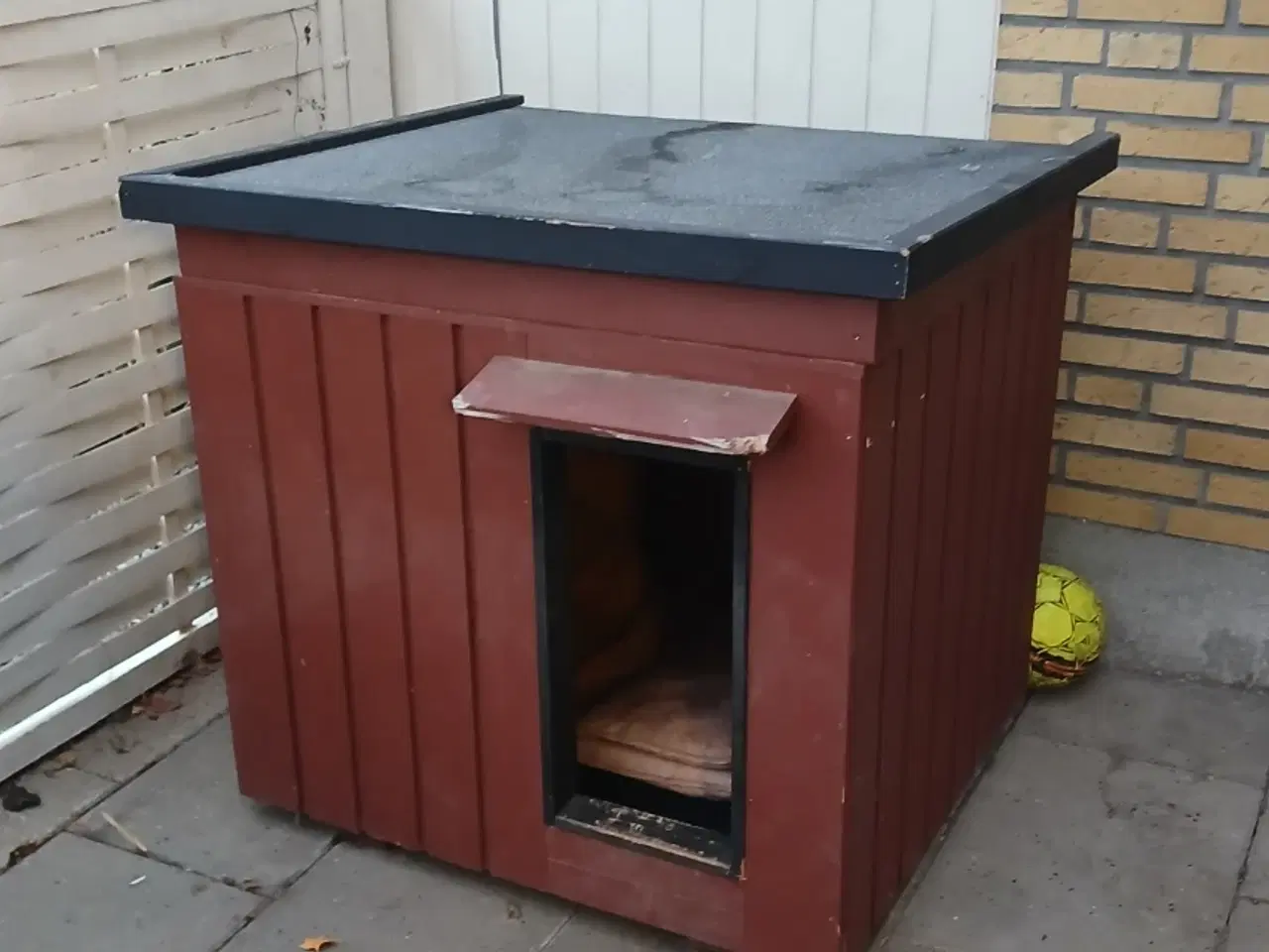 Billede 1 - Isoleret Hundehus 🐕🐕🐕