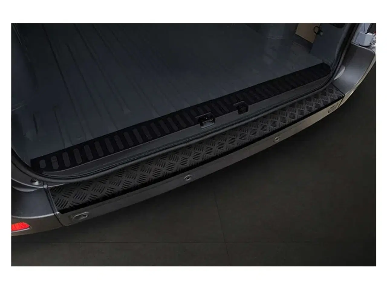 Billede 1 - Læssekantbeskytter Master III 2010-2024 Lang- Matsort