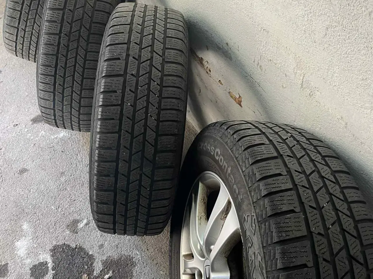 Billede 3 - Alufælge til en Honde med vinterdæk