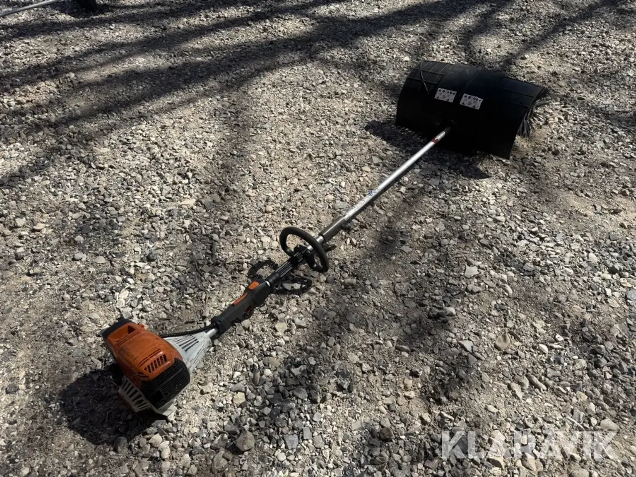 Billede 3 - Kombimaskine Stihl KM 131R med børstevalse