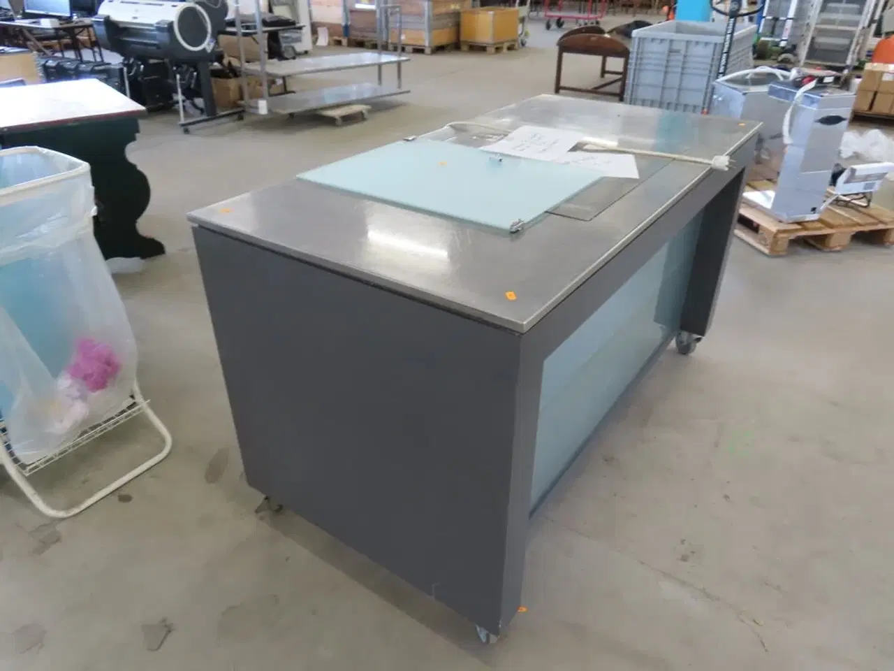 Billede 2 - Buffetbord med Varmeplade