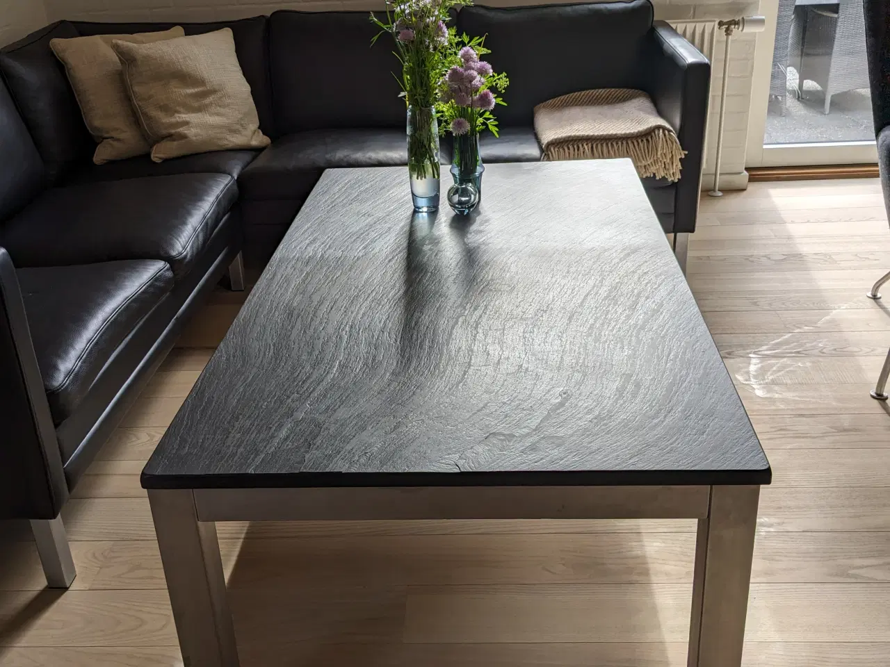 Billede 2 - Sofabord i rå skiffer og børstet stål