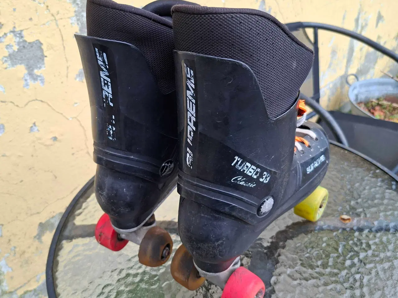 Billede 4 - Supreme Turbo33 rulleskøjter 
