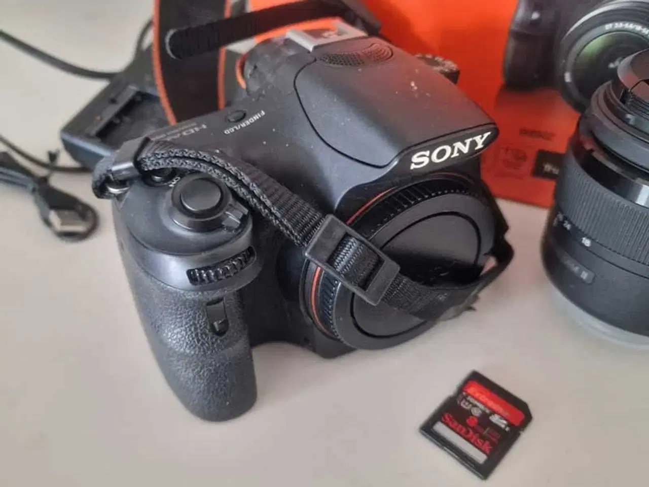 Billede 3 - Sony A58 + 18/55mm + 8 GB + taske, Aalborg