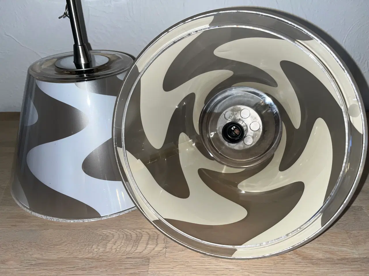 Billede 6 - Le Klint UnderCover loftslampe med 2 covers