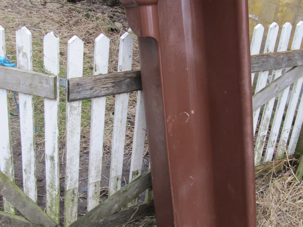 Billede 1 - langtrug i hårdt plast 