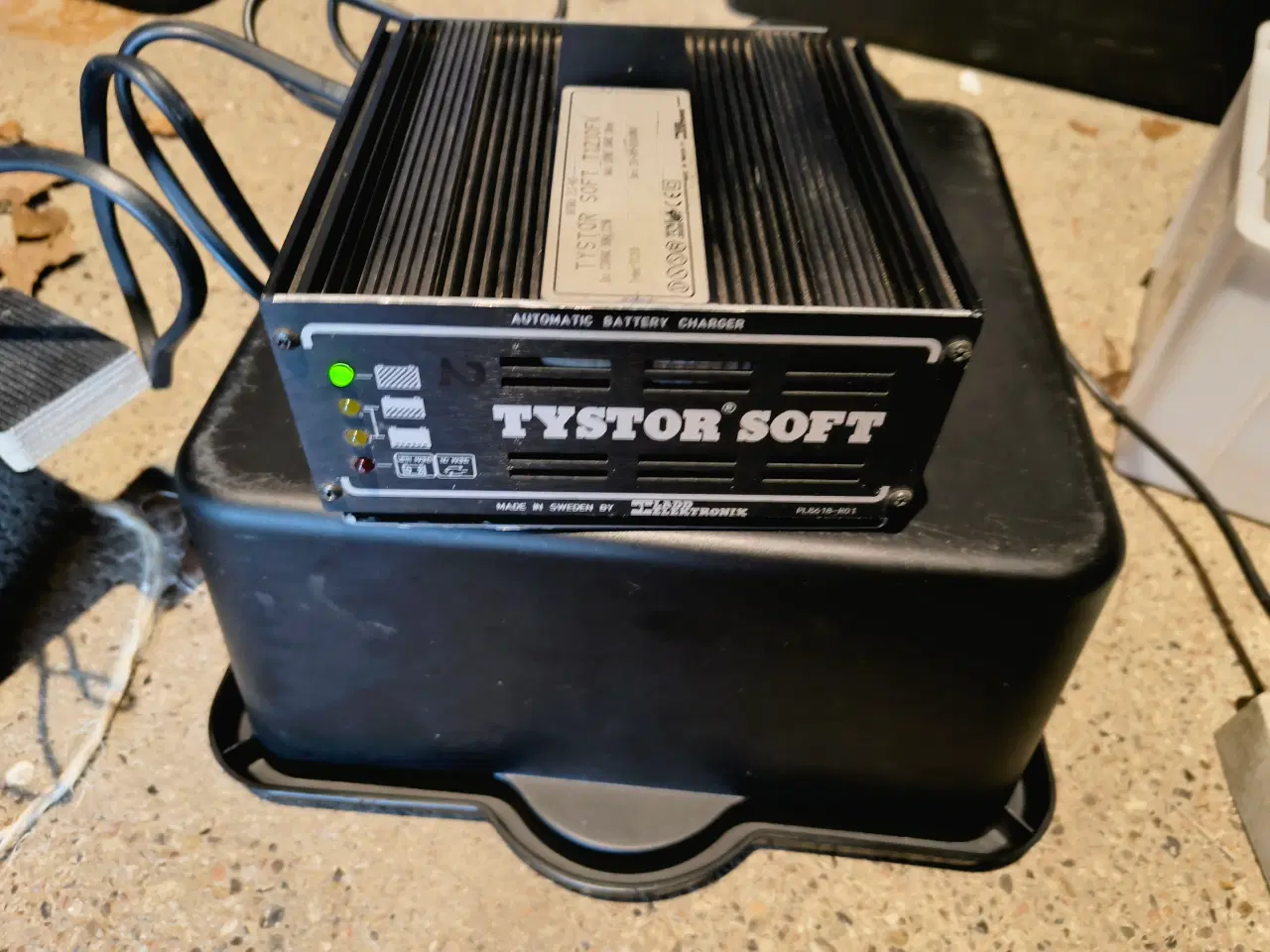 Billede 1 - Lader Tystor Soft T1210 3-trins batteri lader 12 V