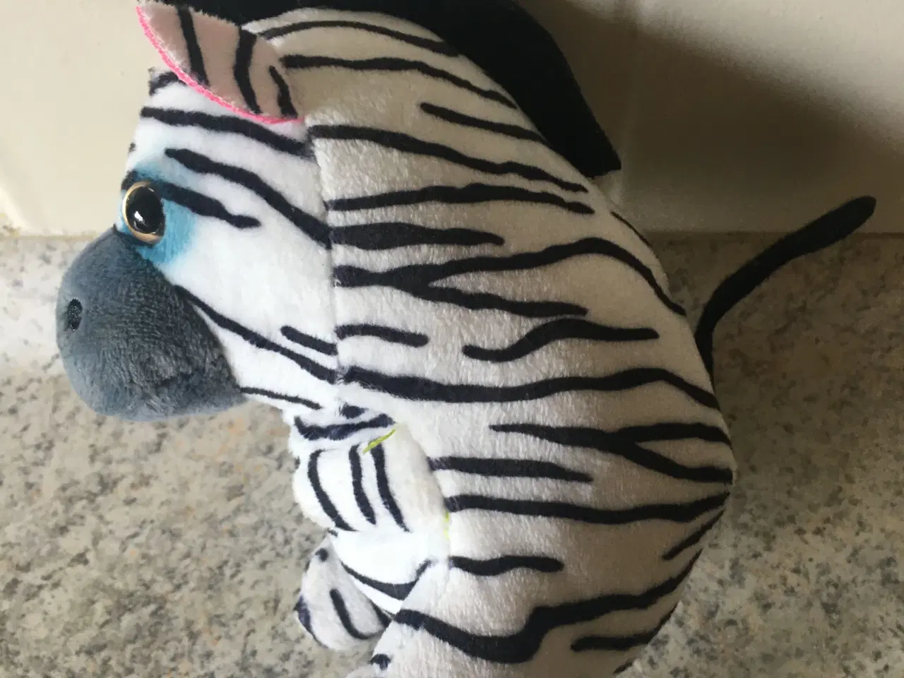 Billede 2 - Helt ny blød Zebra