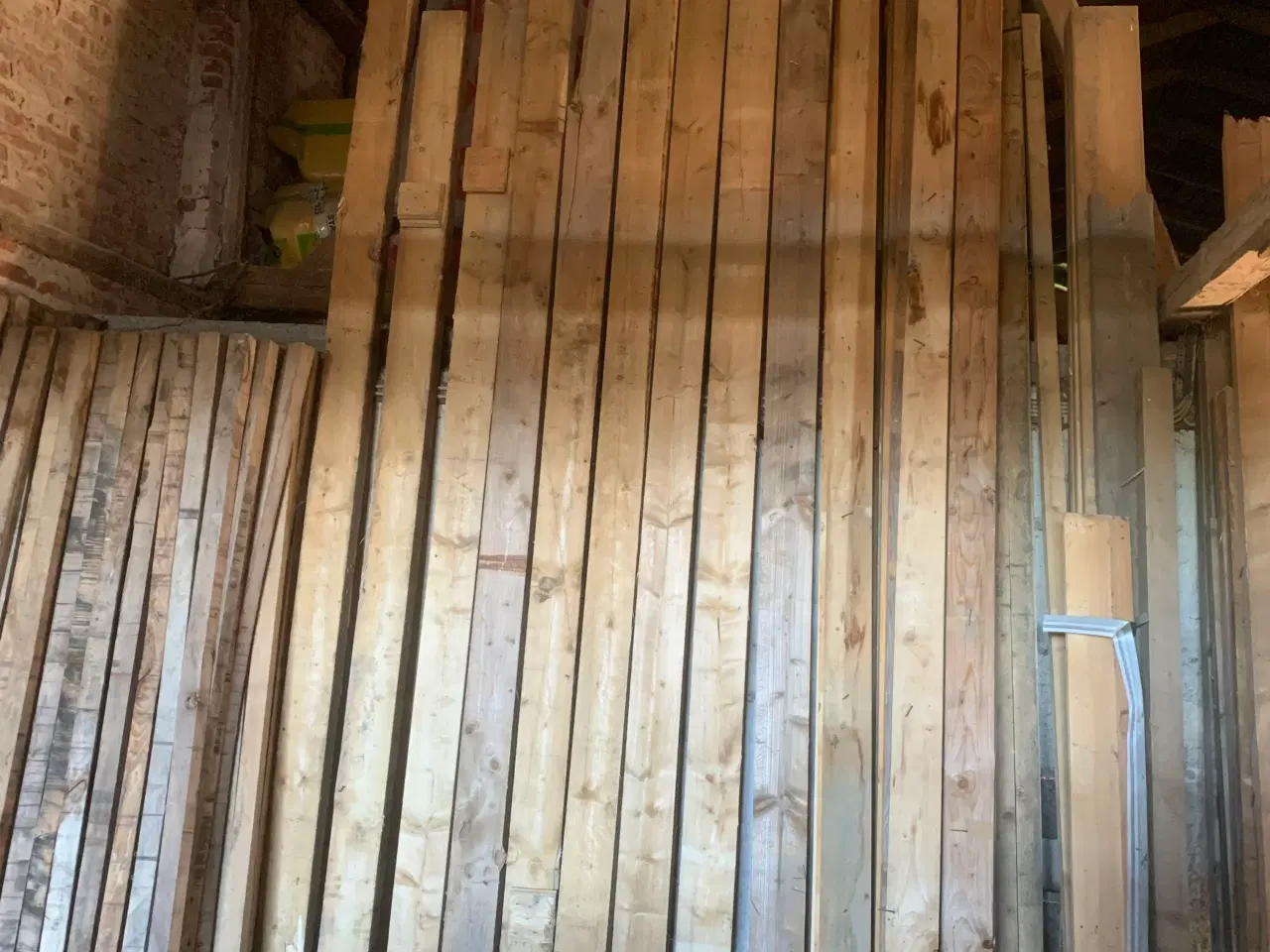 Billede 1 - Træ ca 7,5/15 i forskæling længe og regler 6/6 cm