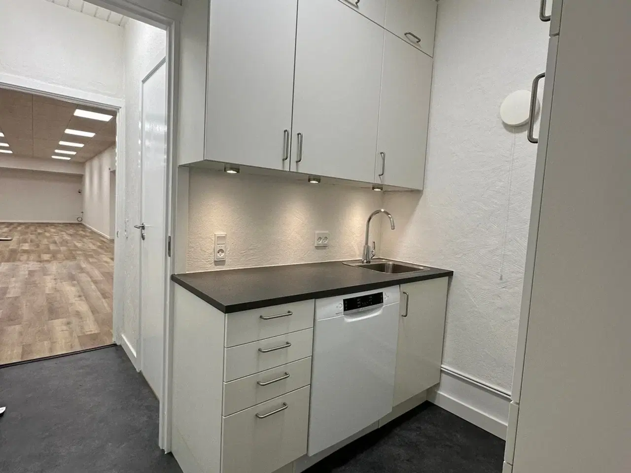 Billede 7 - Nyistandsat attraktiv lejemål centralt i Holstebro