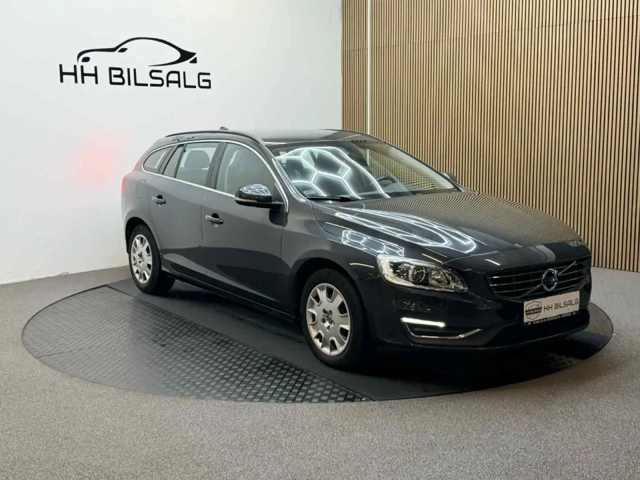Billede 3 - Volvo V60 2,0 D4 190 Momentum aut.