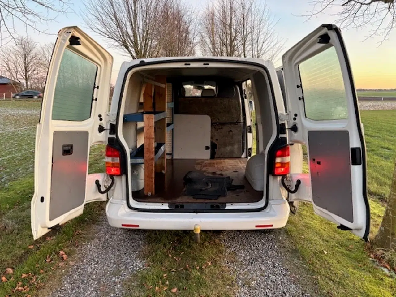 Billede 5 - VW Transporter 2,5 TDi 130 Kassevogn kort 4d Nysyn