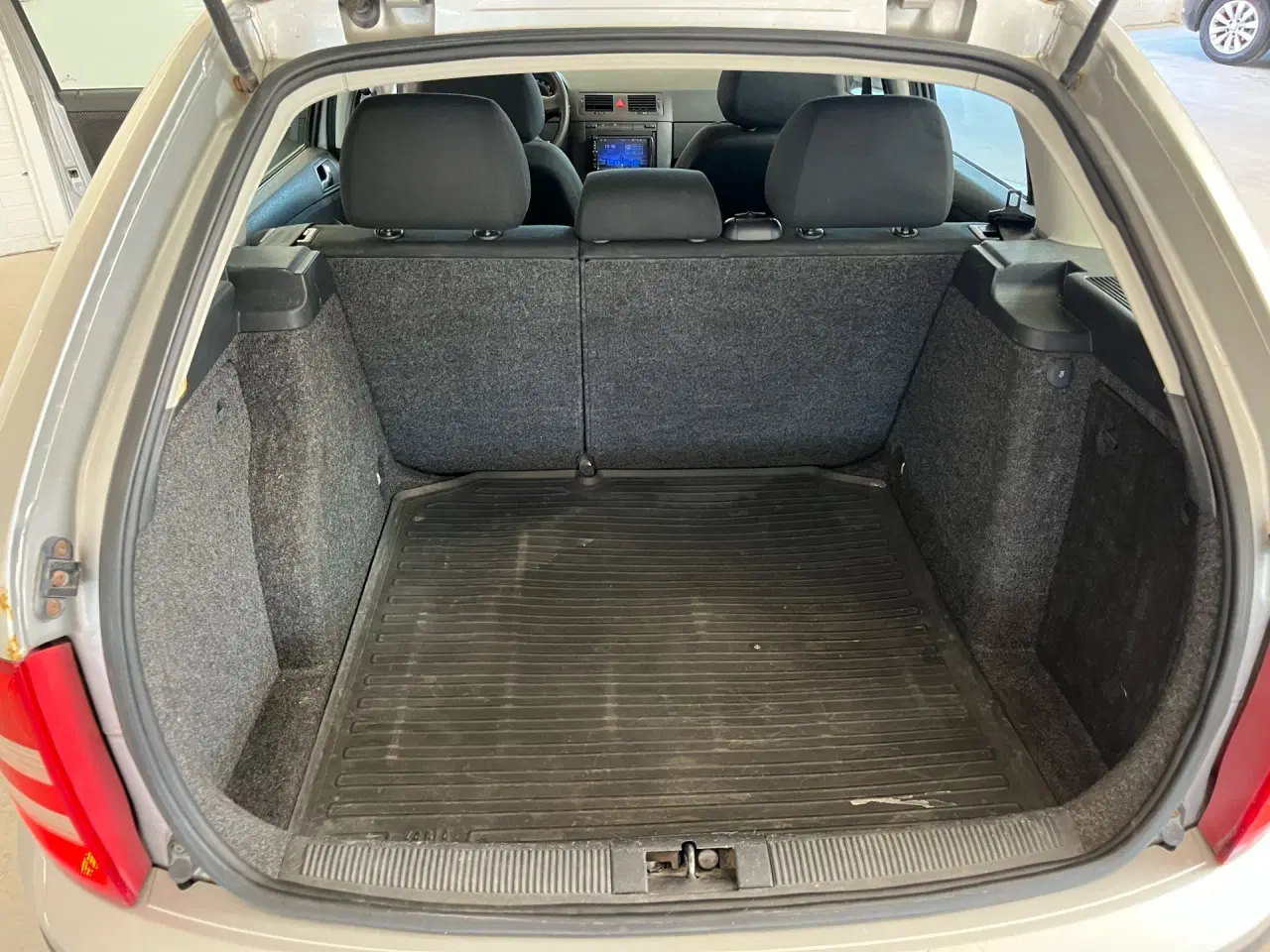 Billede 13 - Skoda Fabia 1,4 16V Ambiente 75HK 5d
