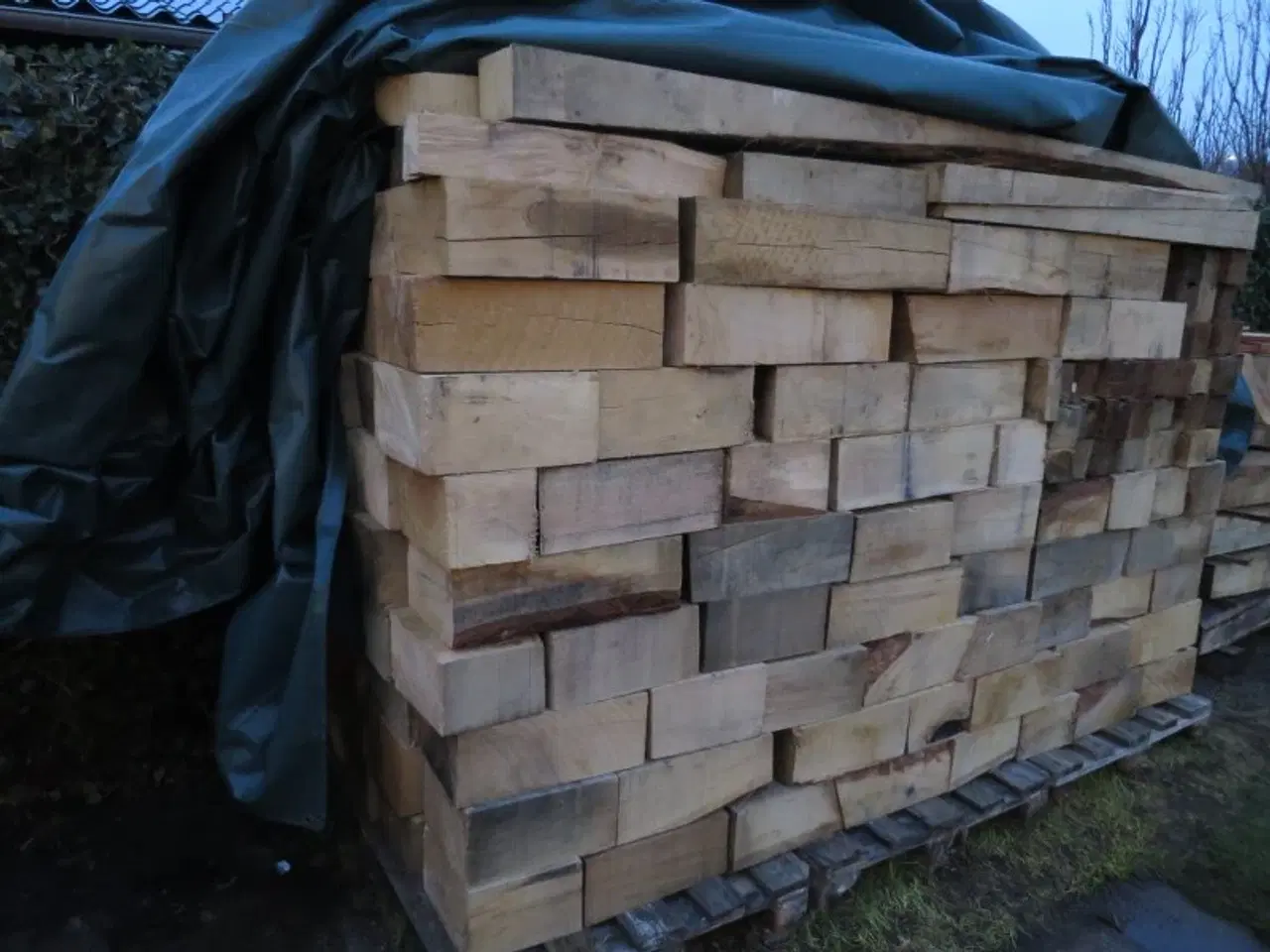 Billede 1 - Egetømmer til brænde.