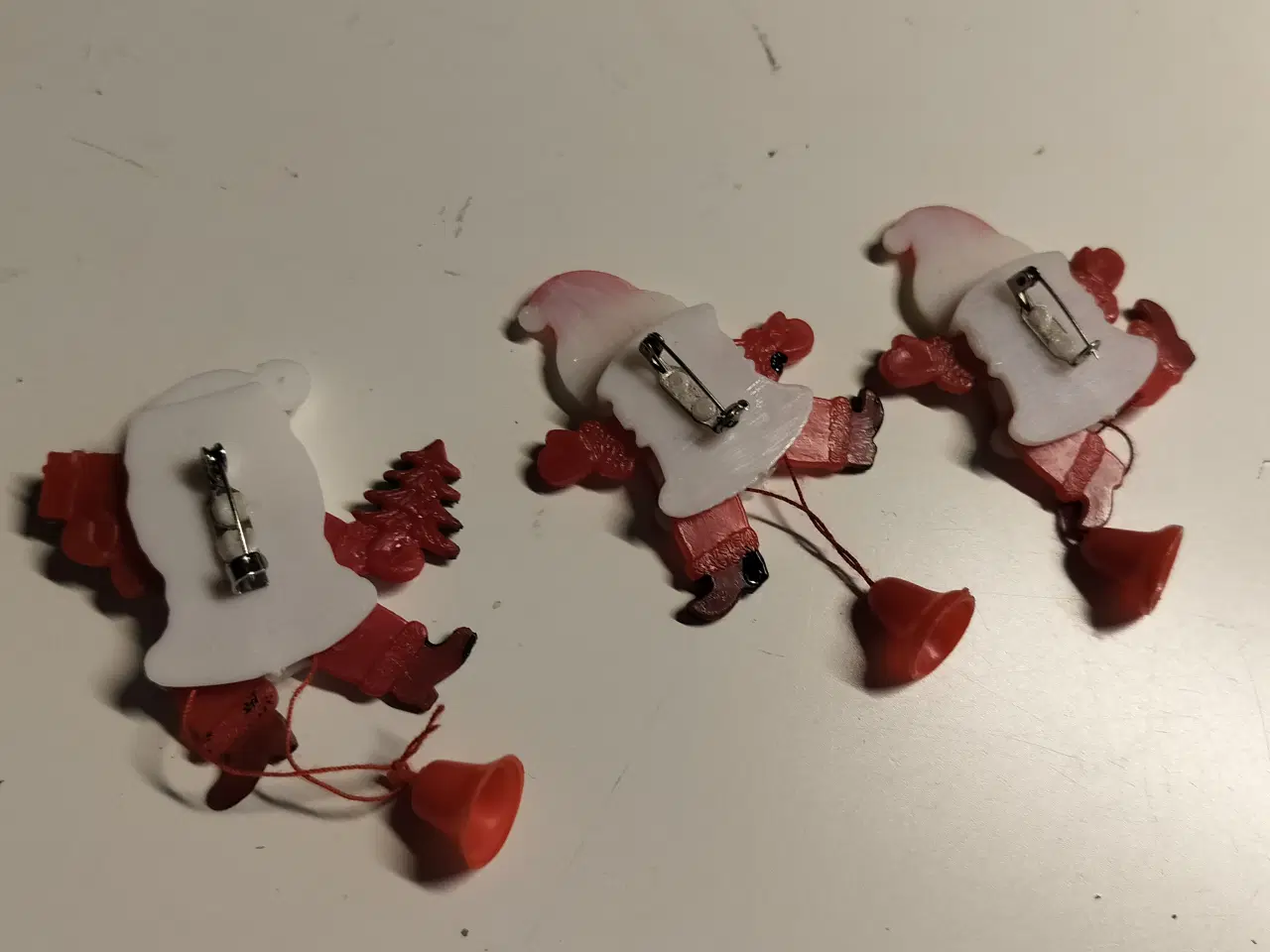 Billede 4 - Gammel sprællemænd / Sprællenisse i plastik.