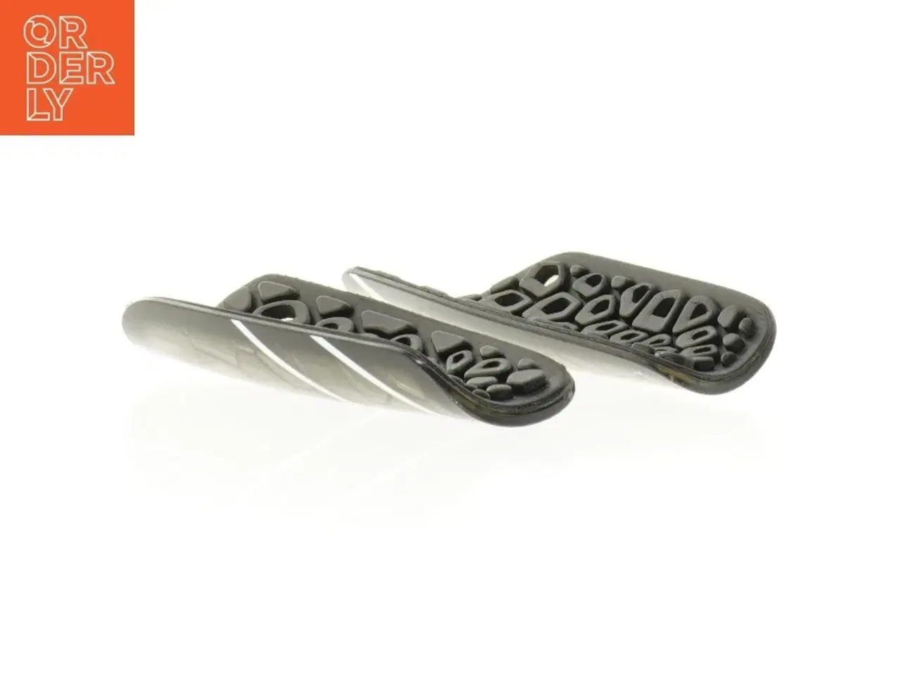 Billede 5 - Benskinner fra Nike (str. 16 x 7,5 x 2,5 cm)