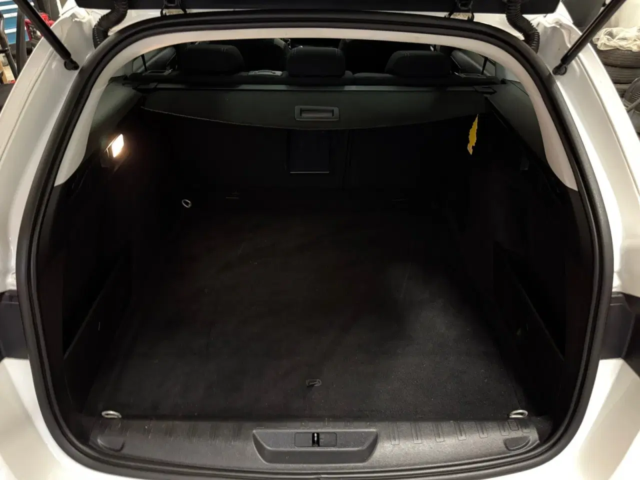 Billede 15 - Peugeot 308 1,6 BlueHDi 120 Allure Sky SW EAT6