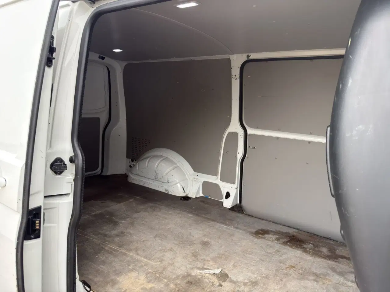 Billede 12 - VW Transporter 2,0 TDi 150 Kassevogn DSG lang