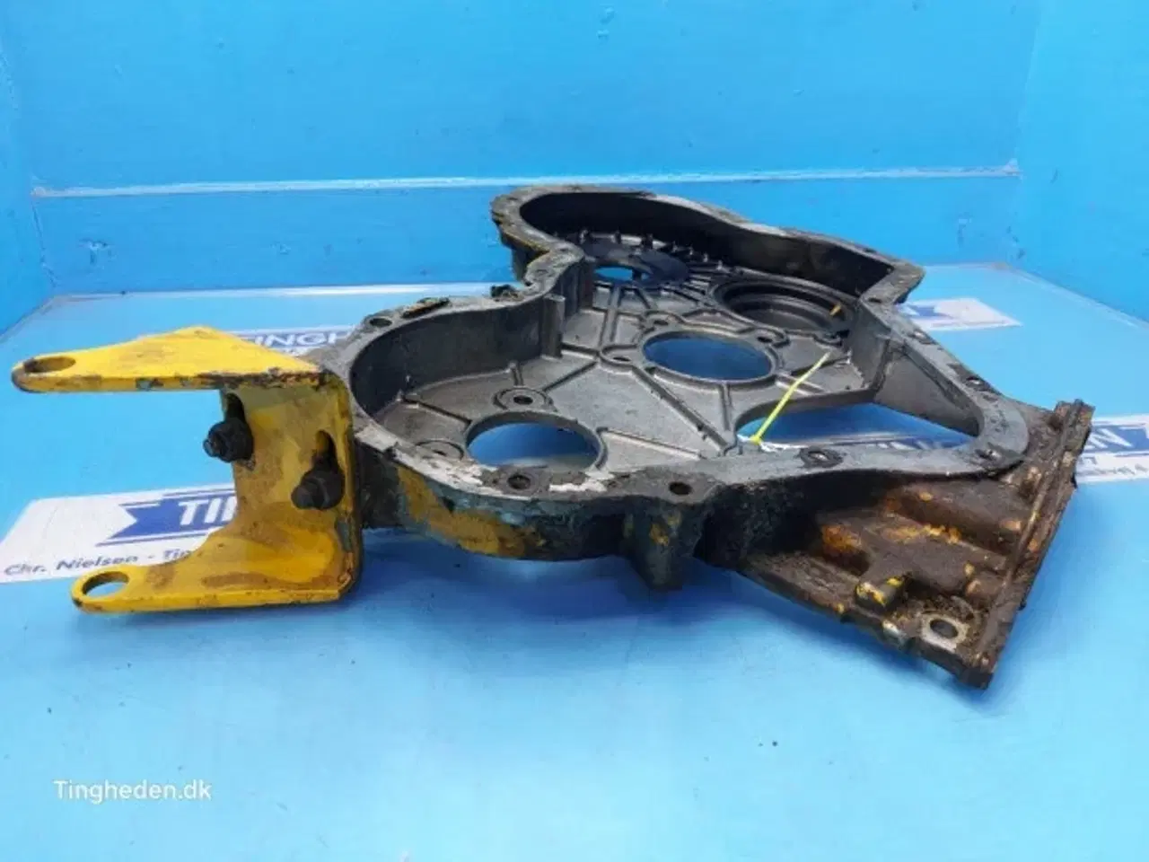 Billede 10 - Perkins 4.248 Timing Gear Dæksel 37161900
