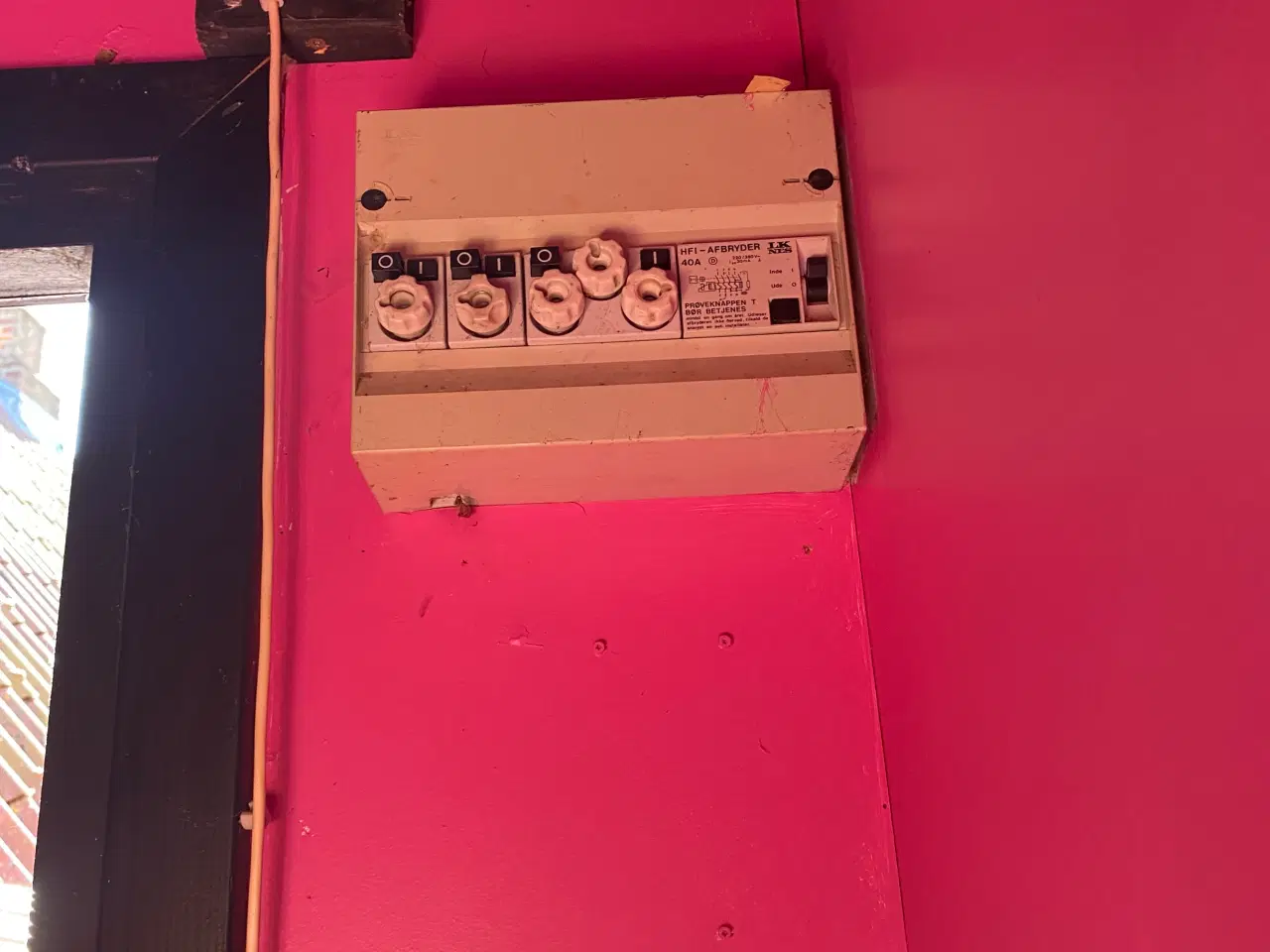 Billede 4 - Ældre skurvogn gives væk mod afhentning 