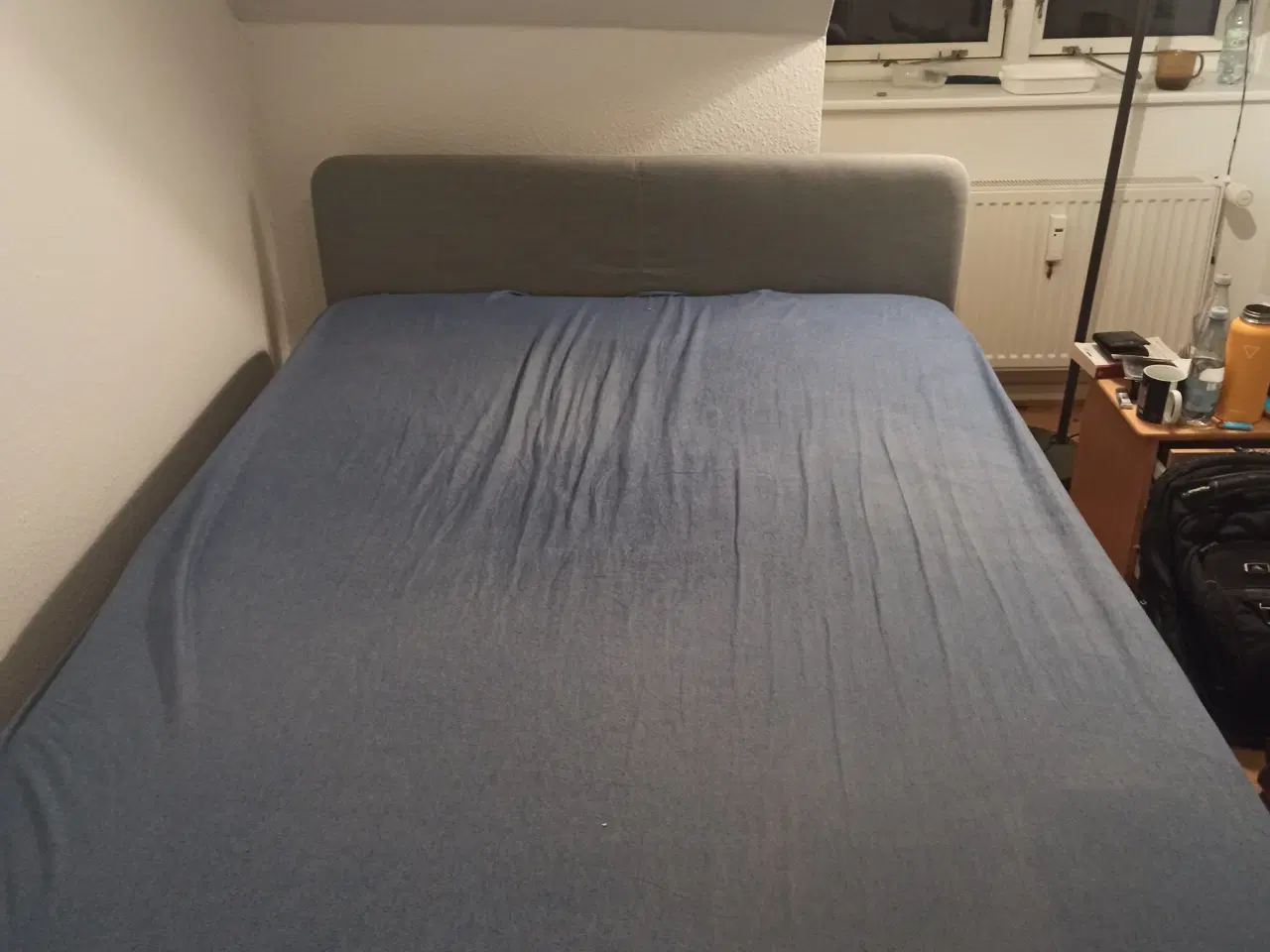 Billede 2 - Double mattress and bed