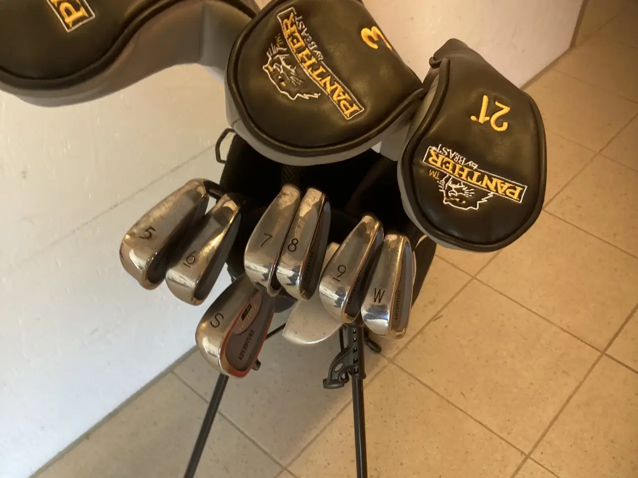 Billede 1 - Golfsæt i flot stand Billig start N. Ubrugt.