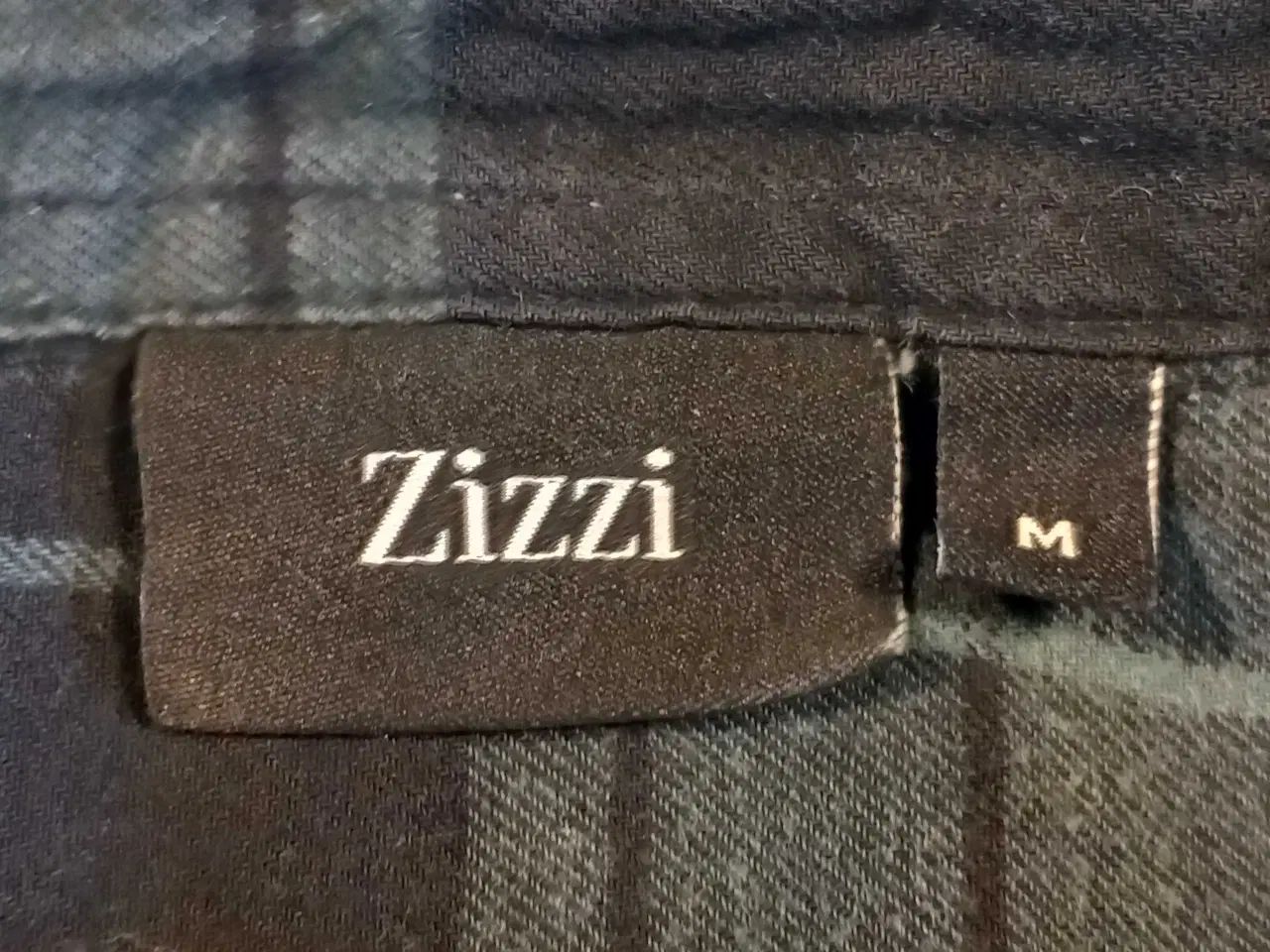 Billede 4 - ZIZZI skjorte str M (46) 