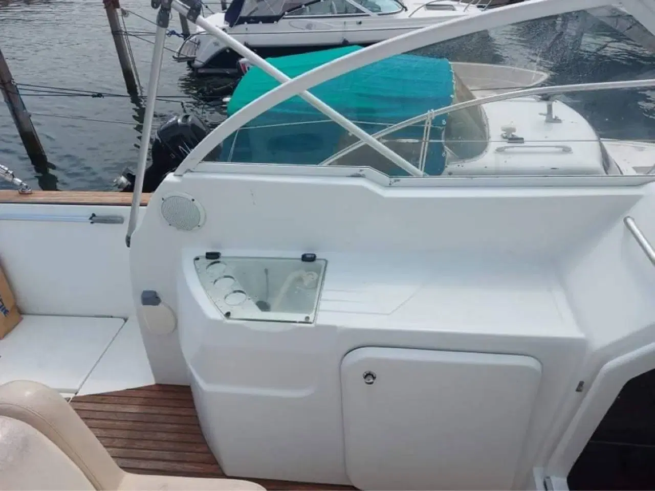 Billede 6 - Beneteau Ombrine 1001 - Twin KAD43 Diesel/Udstyr