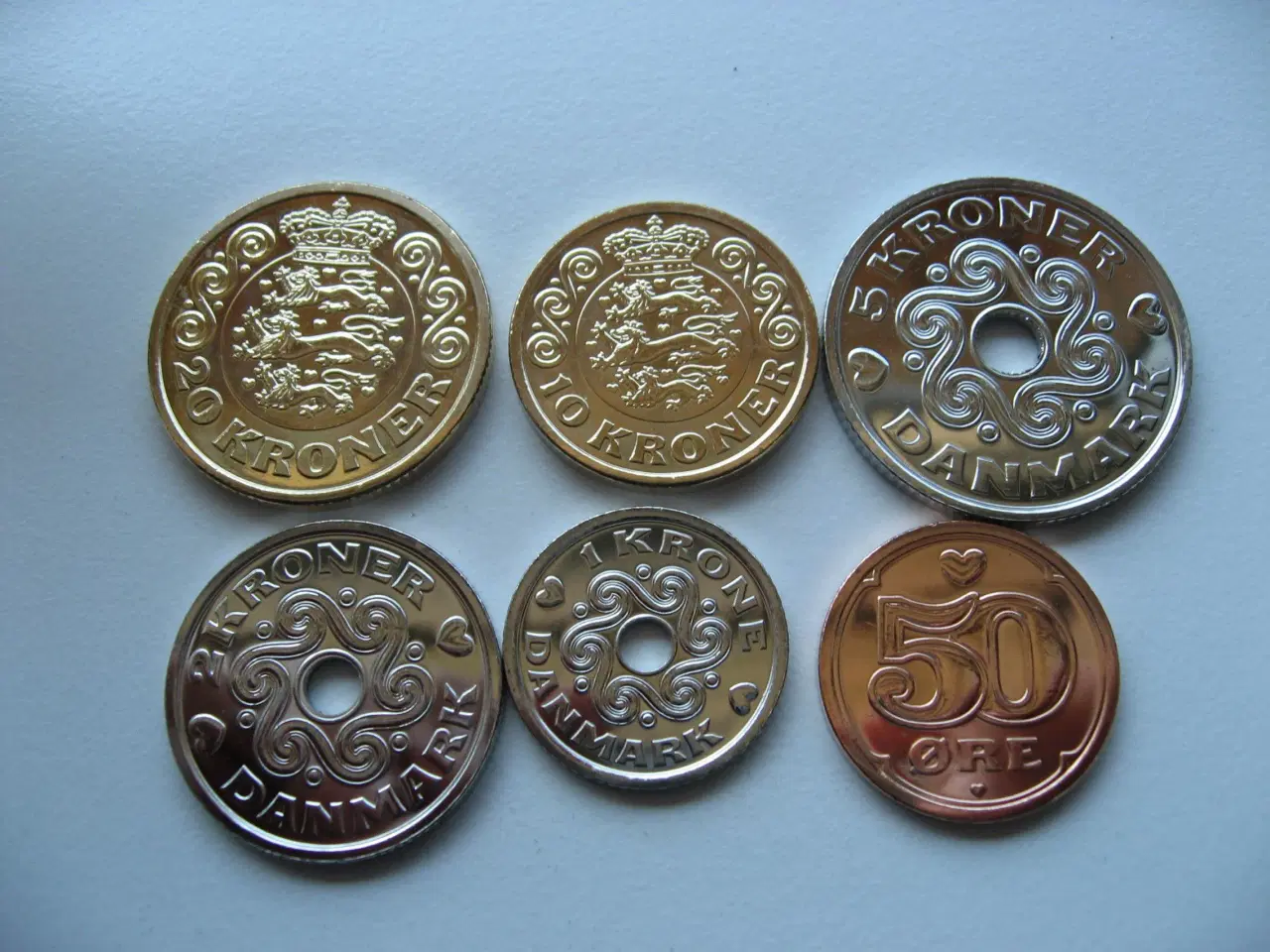 Billede 3 - Komplet sæt ucirkulerede 2021 mønter fra bankrulle