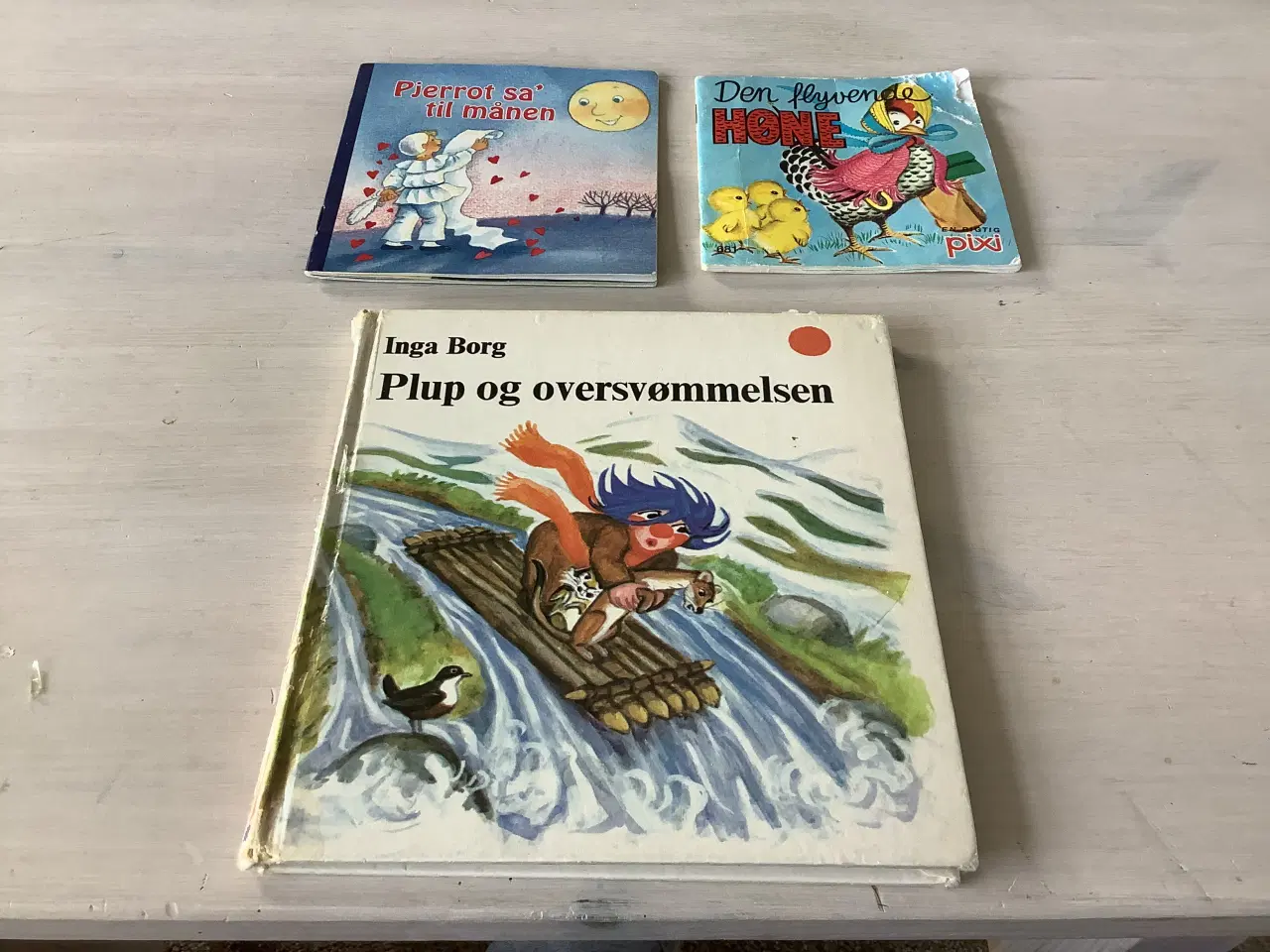 Billede 3 - Disney bog og samling små pixibøger og Inga Borg 