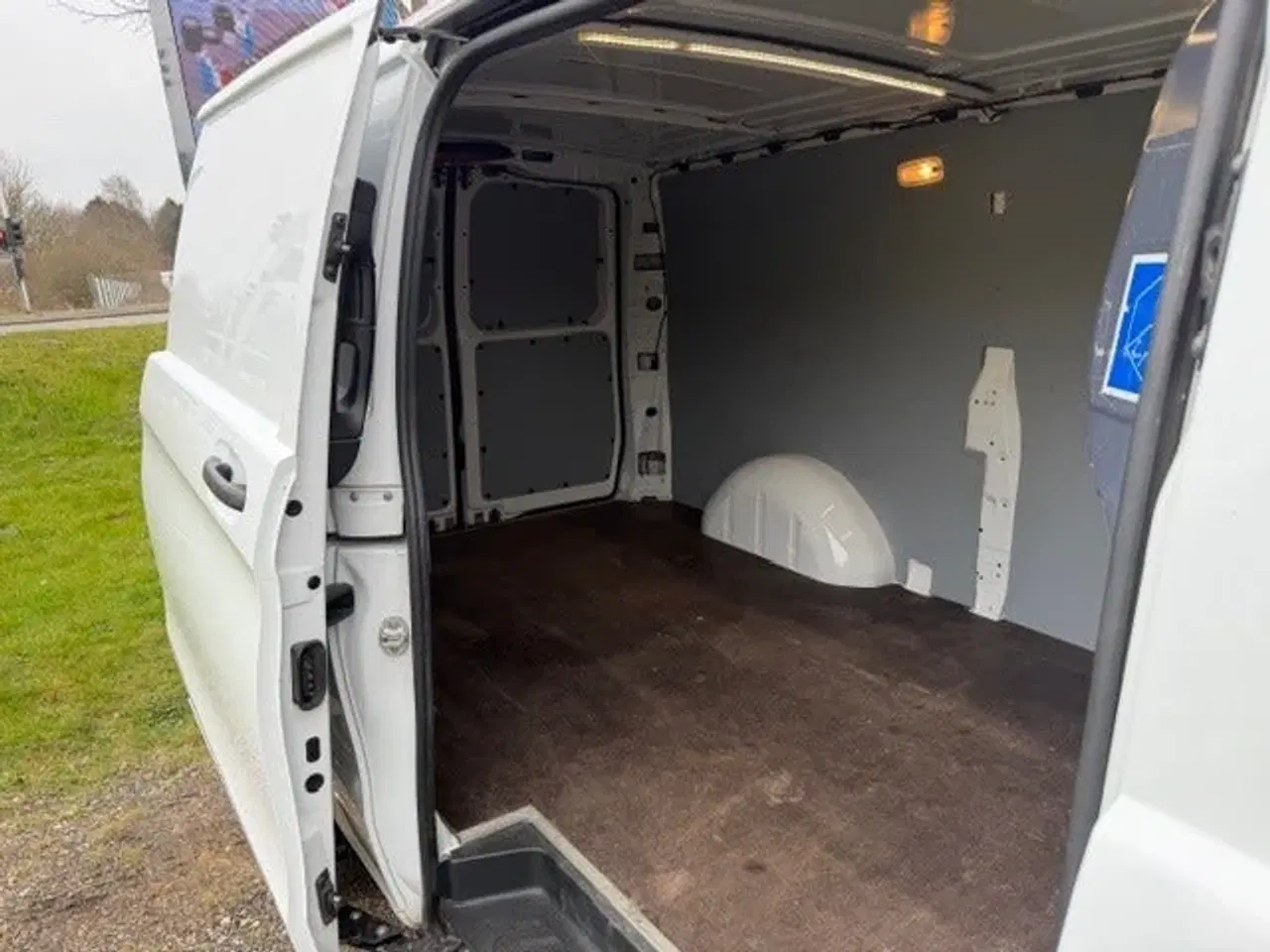 Billede 11 - Mercedes Vito 114 2,2 CDi Kassevogn aut. L