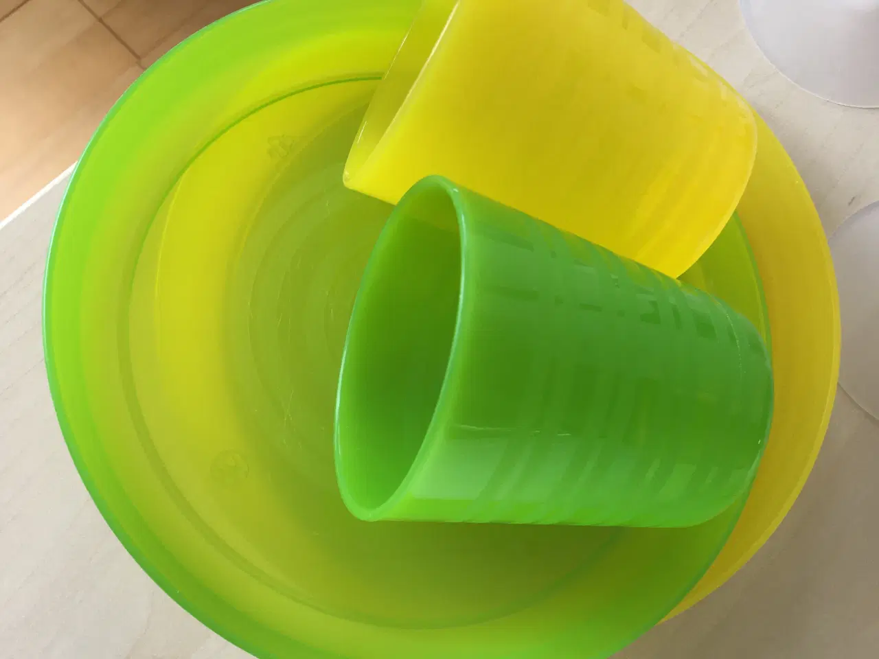 Billede 7 - Nye plastvarer til brug på skovtur, strandtur mm