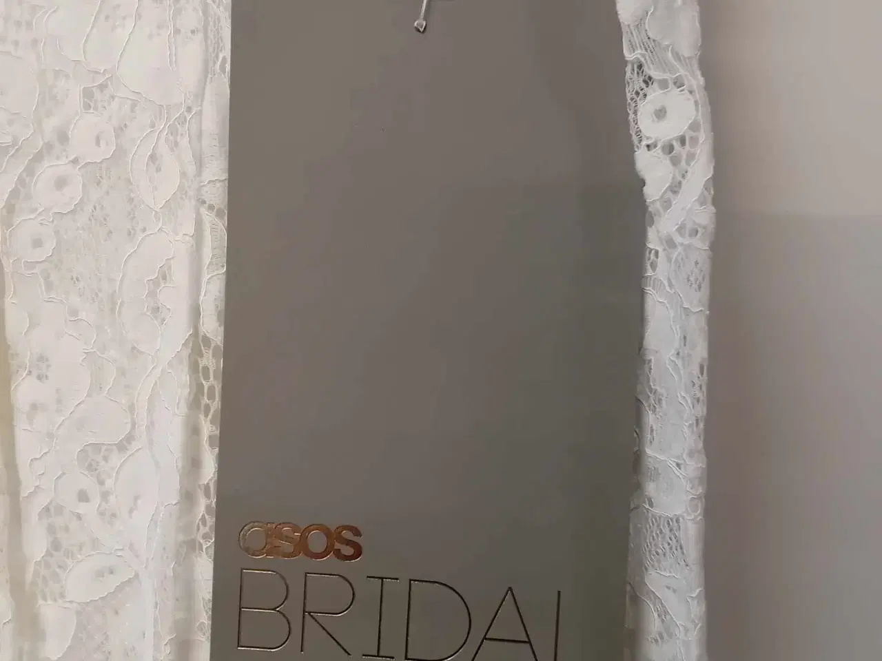 Billede 7 - Ny brudekjole med ærmer str.40 fra asos bridal.