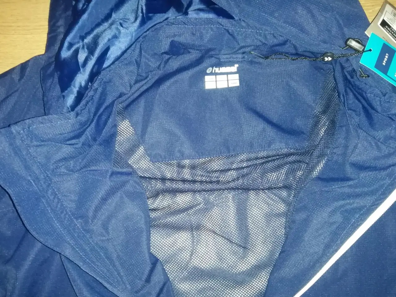 Billede 4 - NY HUMMEL ALL WEATHER VIND/VAND AFVISENDE, XXL