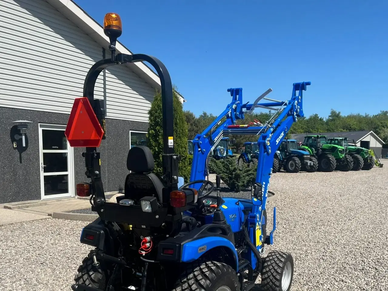 Billede 16 - Solis H26 HST Med Frontlæsser og GardenPro dæk